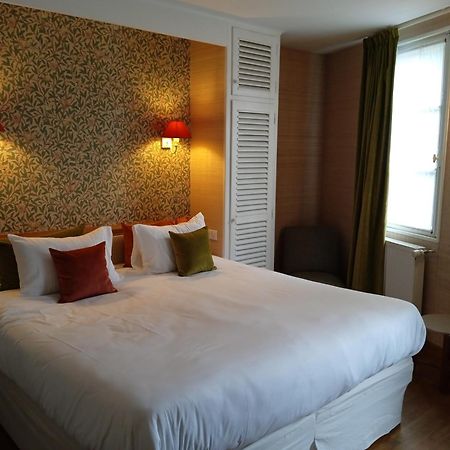 Logis Hotel Les Fuchsias Saint-Vaast-la-Hougue Exterior foto